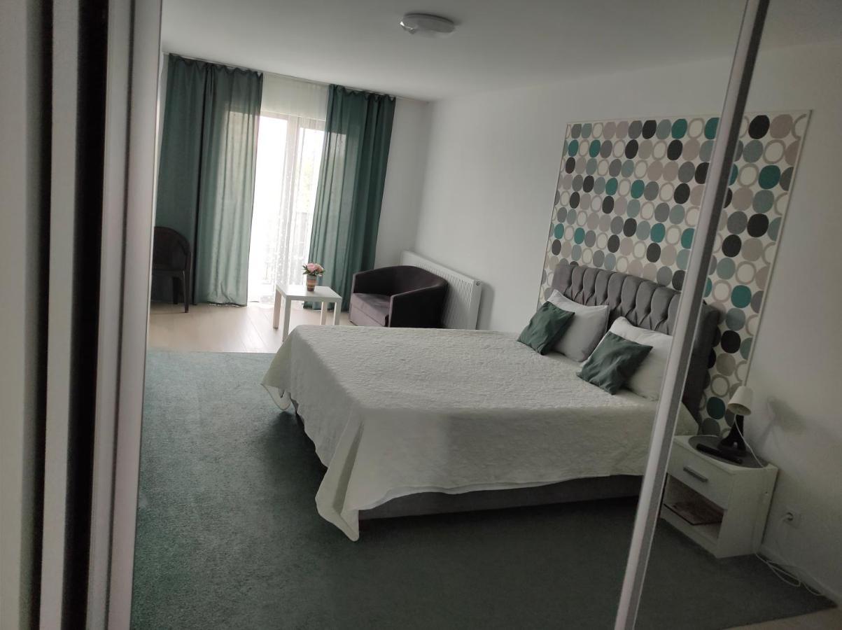 Dc Ghencea 158 Self Check-In Apartment Bukares Bagian luar foto
